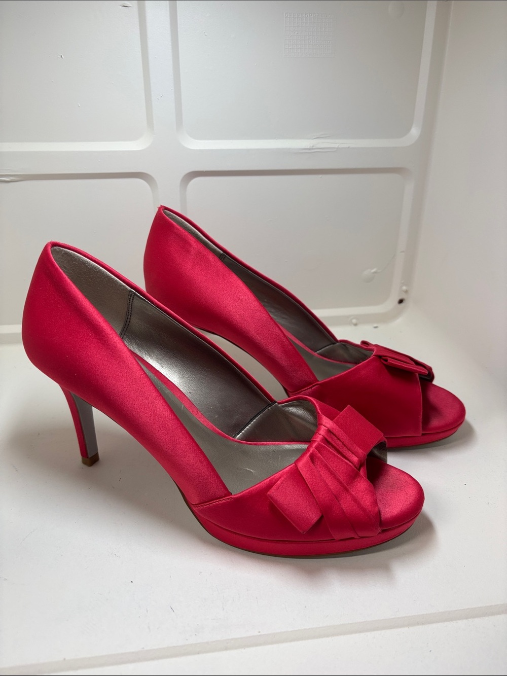 Red Satin Peep-Toe Heels with Bow Accent party occasion, trendy chic date night - Picture 3 of 6